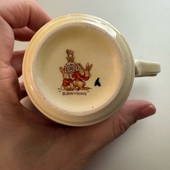Vintage  Royal doulton Bunnykin small saucer plate  and cup - Picture 8 of 9